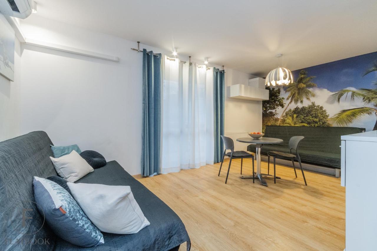 Flatbook Apartmenty - Криниця-Морська Екстер'єр фото