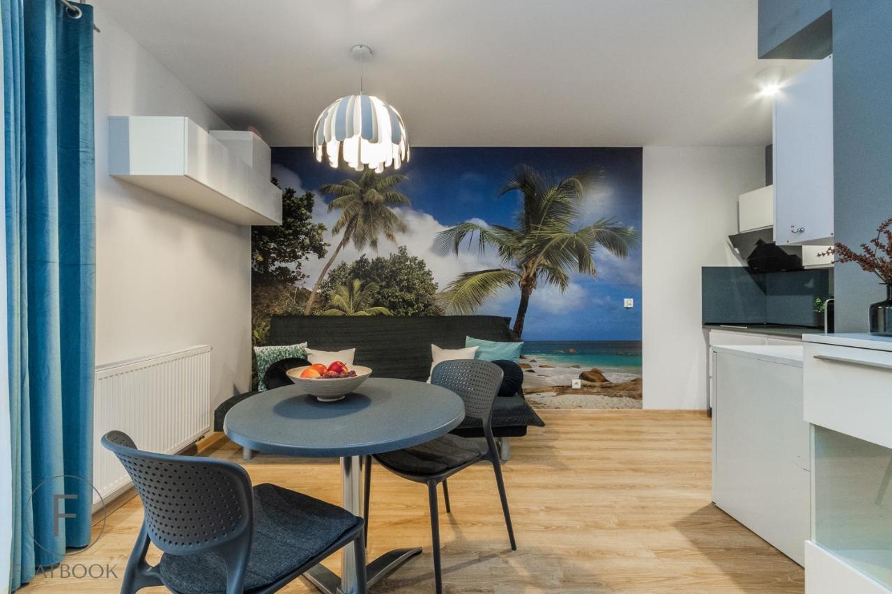 Flatbook Apartmenty - Криниця-Морська Екстер'єр фото